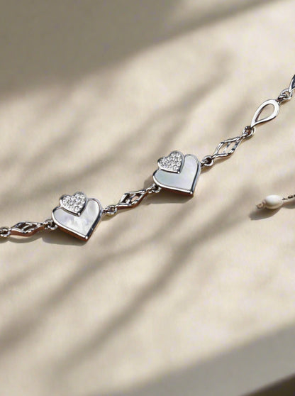 Graceful Heart Bracelet