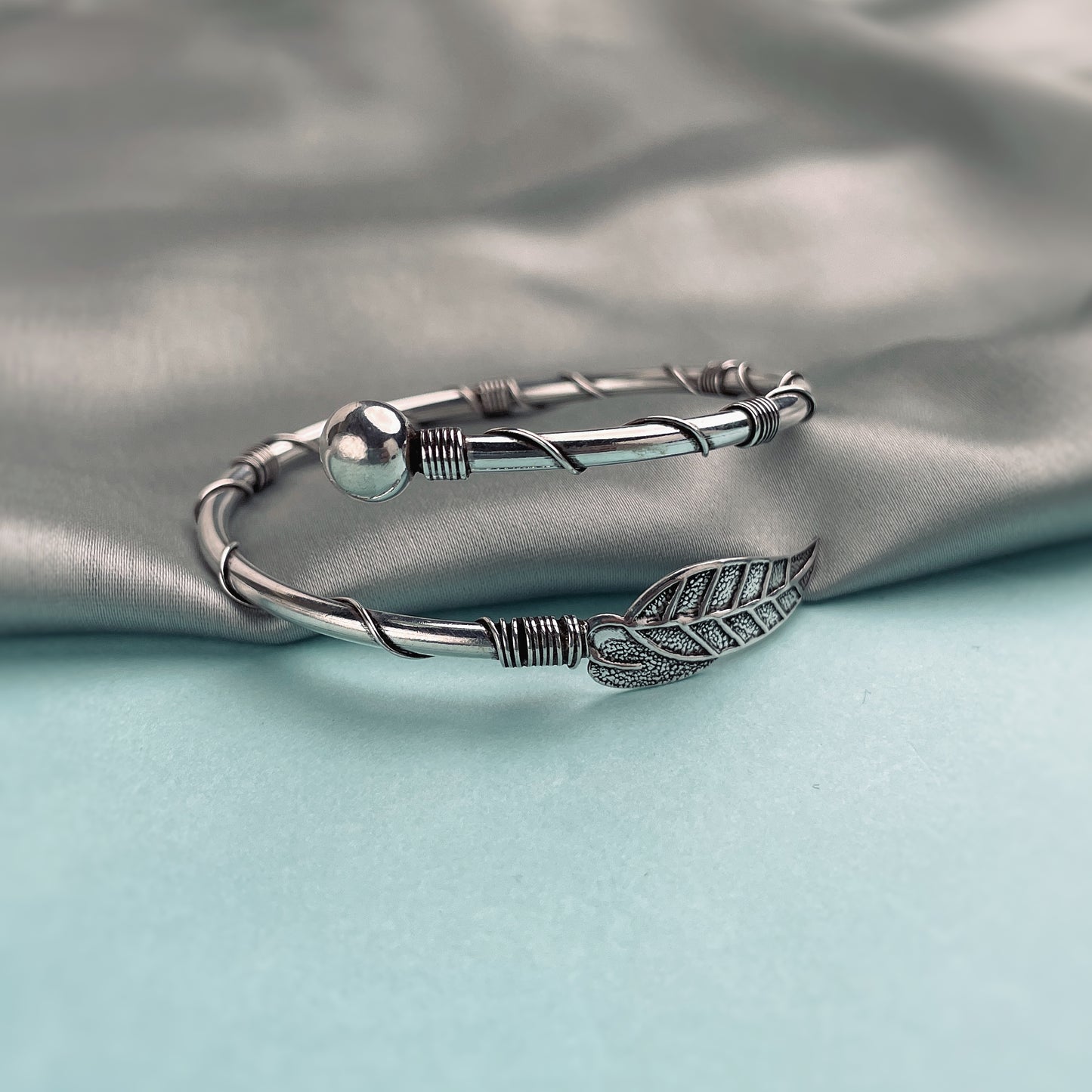 Promising Silver Leaf Bracelet