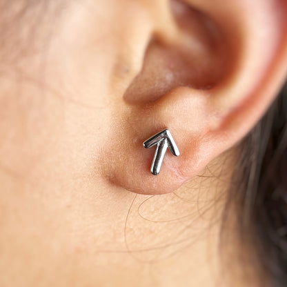 Arrow Stud Silver Earring