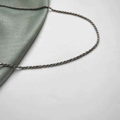 Sleek Serendipity Silver Chain