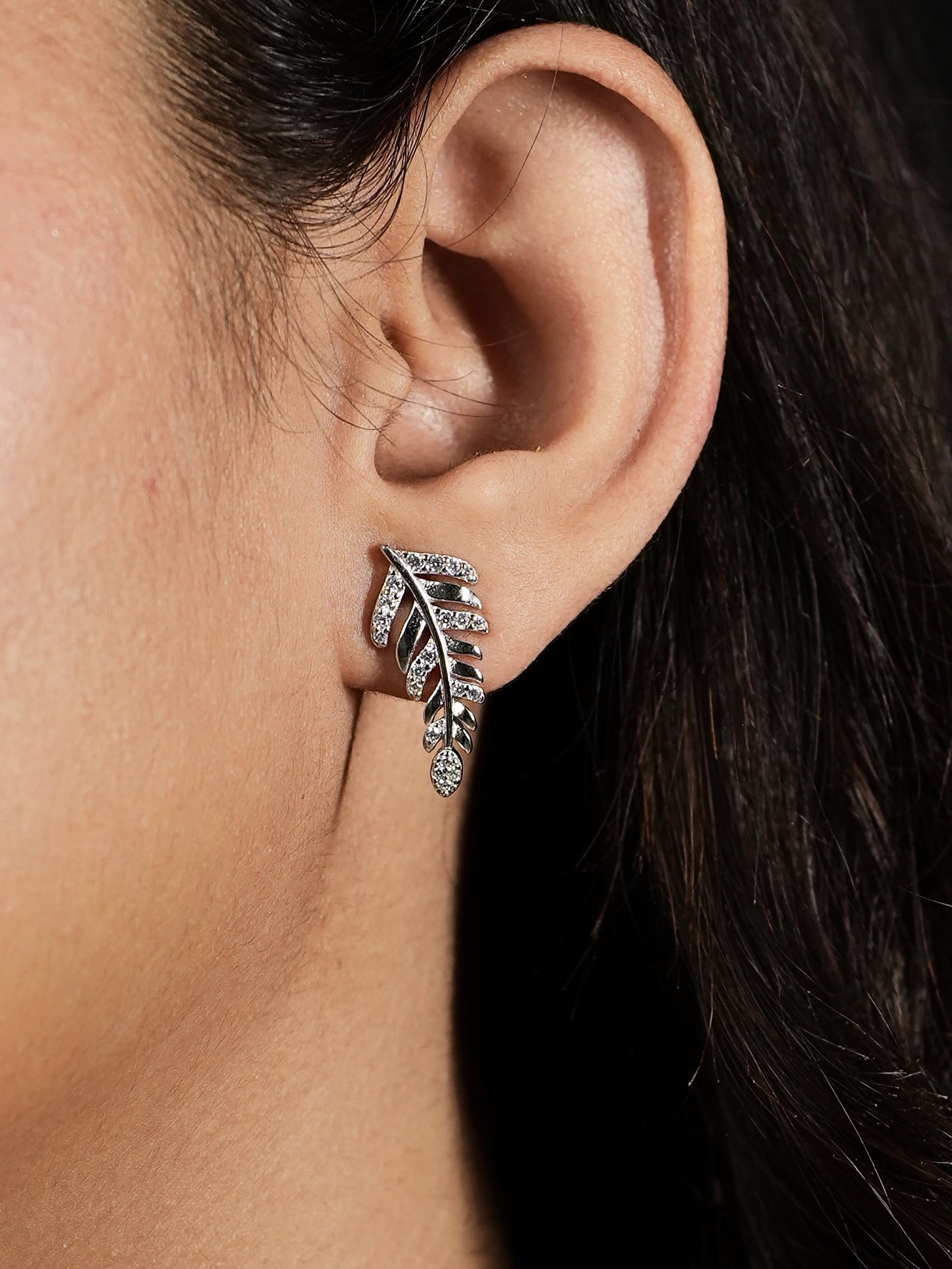 Palm Leaf Stud