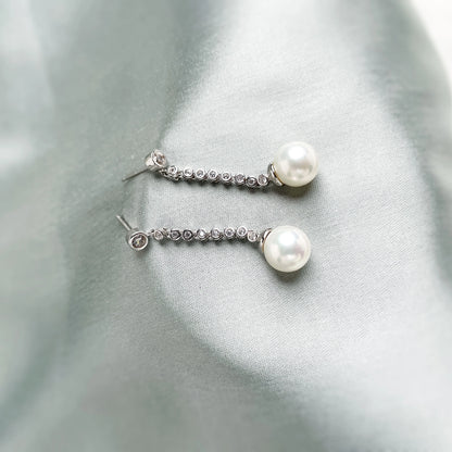 Silver Hazel Pearl Studs