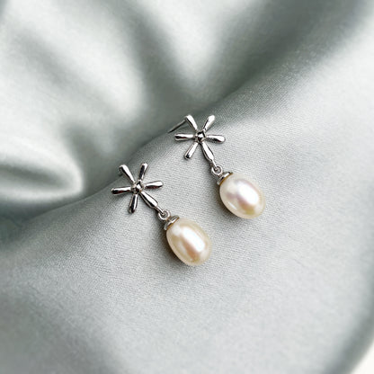 Sweetheart Pearl Drop Stud