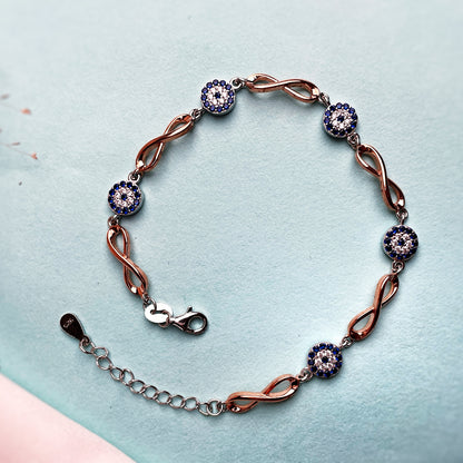 Serene Loop Bracelet